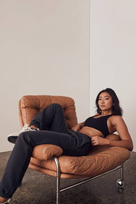 Emery fleeceback-joggingbroek met reliëf Meshki houtskool N4JN1479 kleding