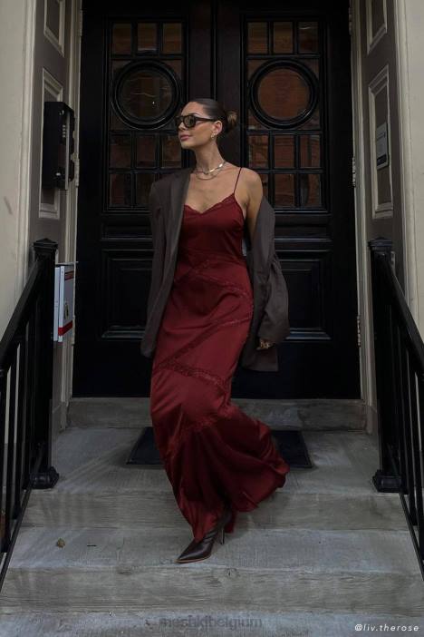 Pruimen maxi-jurk van gesplitst kant Meshki kersen chocolade N4JN508 kleding