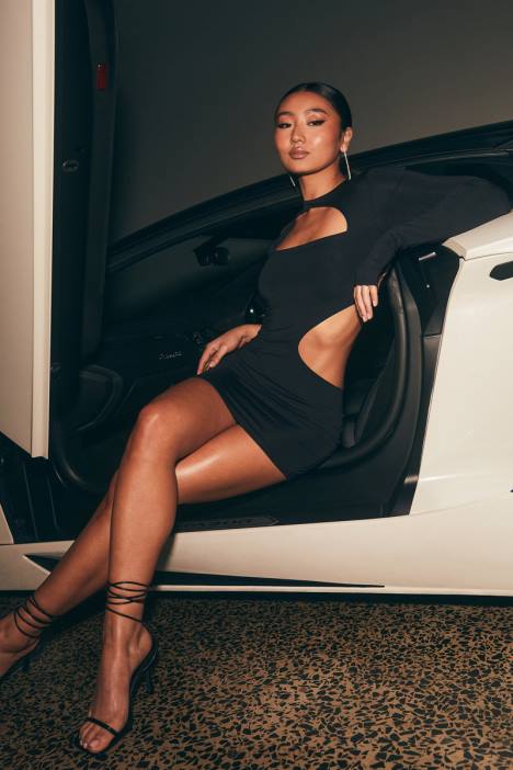 Kat mini-jurk met één schouderhandschoen en uitsnijding Meshki zwart N4JN717 kleding