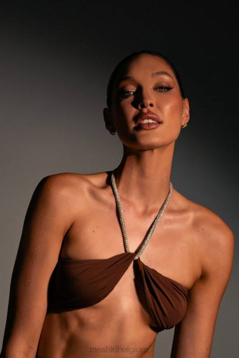 Crop top met halterhals en diamanten ketting Meshki chocolade N4JN1117 kleding